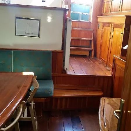 Tjalkjacht Pelikaan *